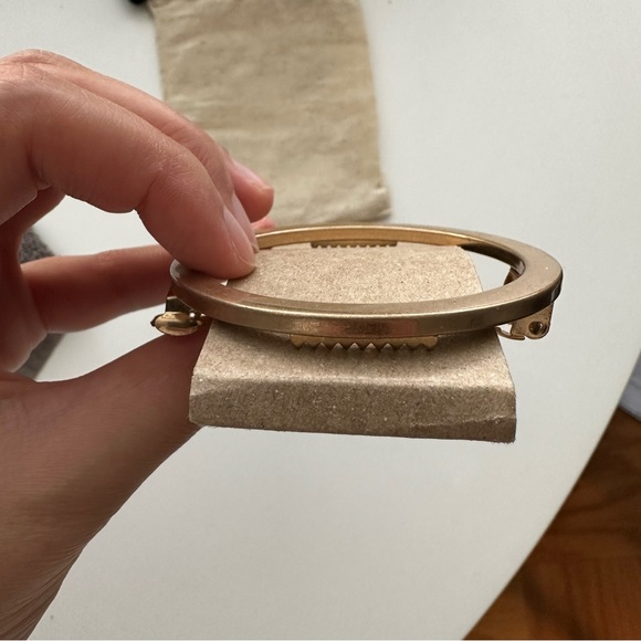 NWT Madewell Chunky Circle Hair Clip - Picture 4 of 6